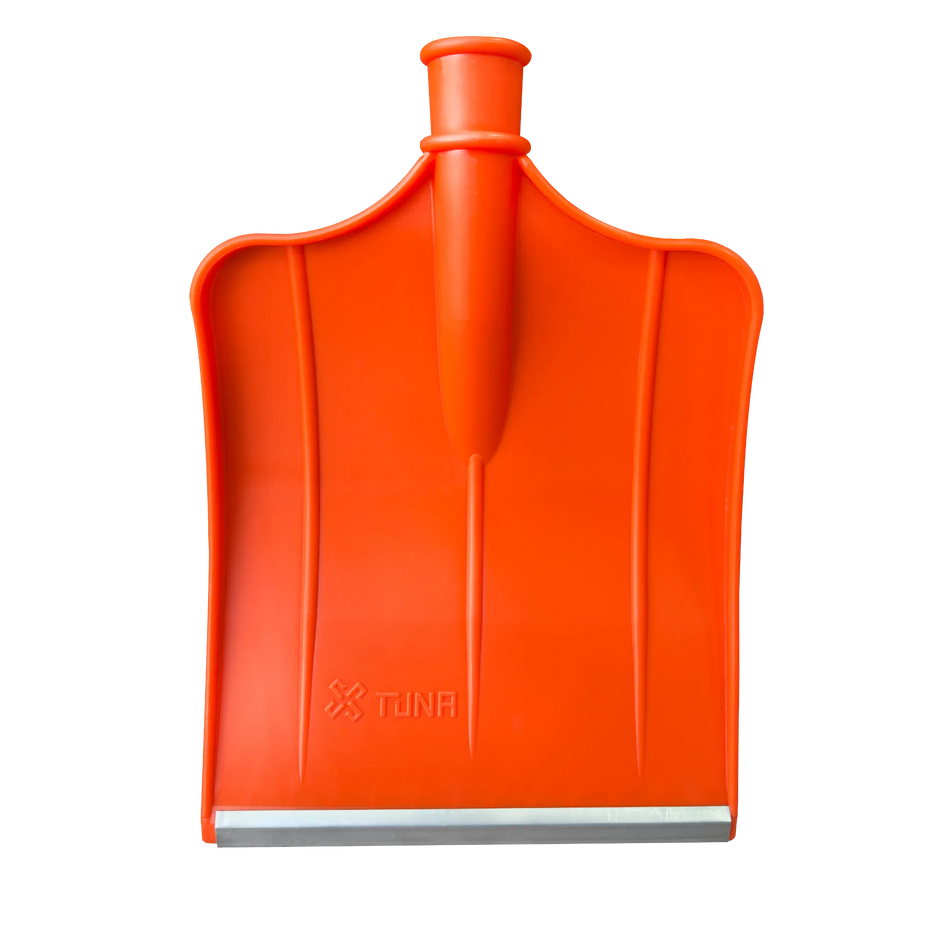 TUNA PLASTIC SNOW SHOVEL WITH METAL TIP CODE:212